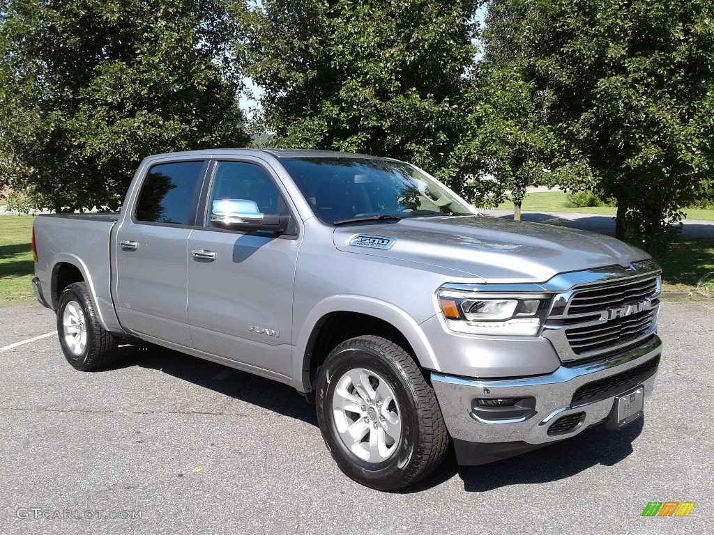 2019 1500 Laramie Crew Cab 4x4 - Billett Silver Metallic / Black photo #4