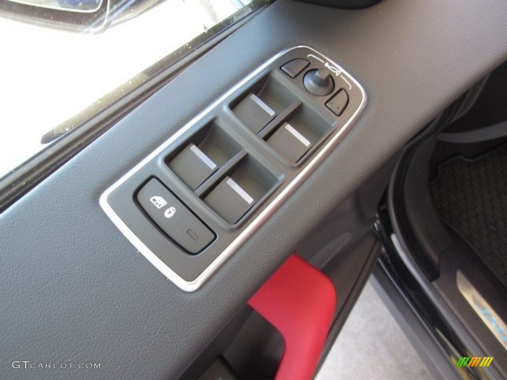 2019 Jaguar F-PACE S AWD Controls Photo #128735537