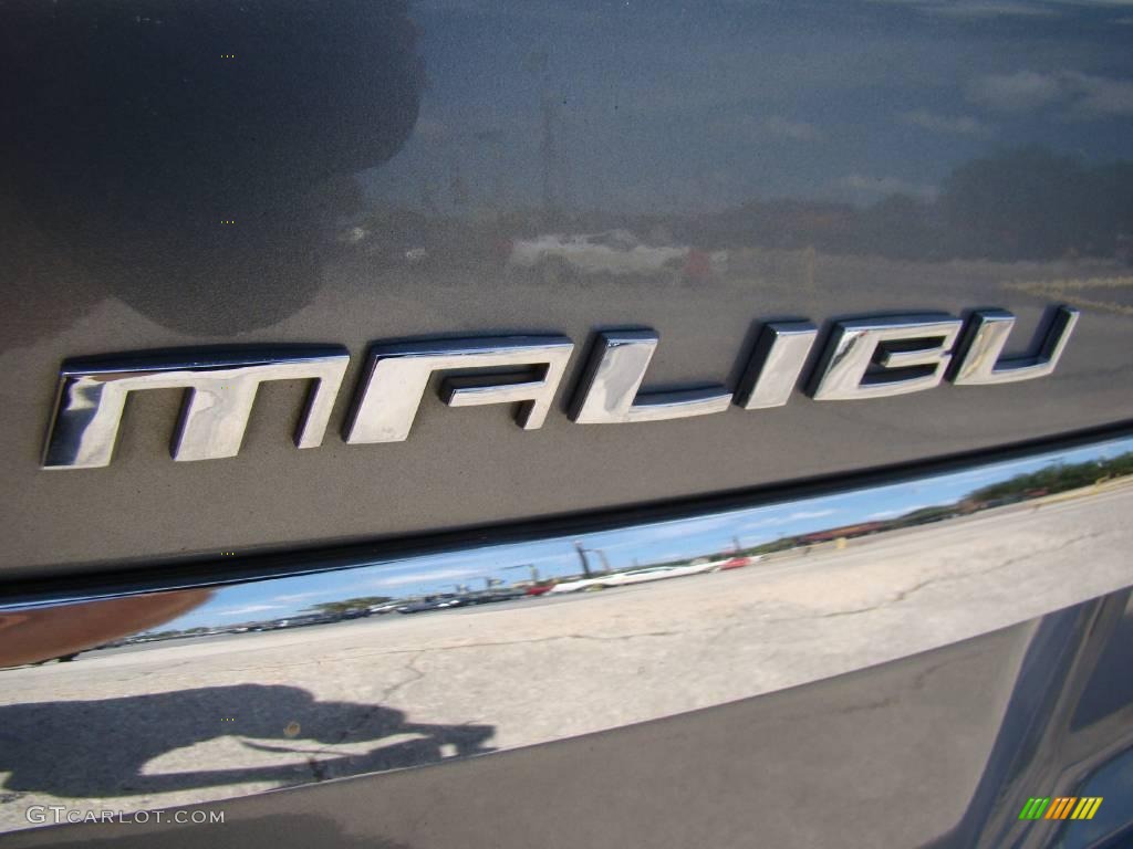 2008 Malibu Classic LT Sedan - Golden Pewter Metallic / Titanium Gray photo #25