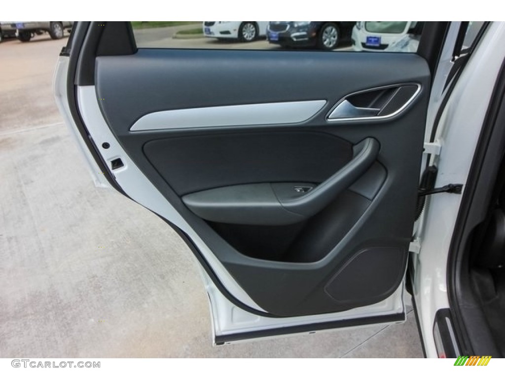2018 Audi Q3 2.0 TFSI Premium Black Door Panel Photo #128740425