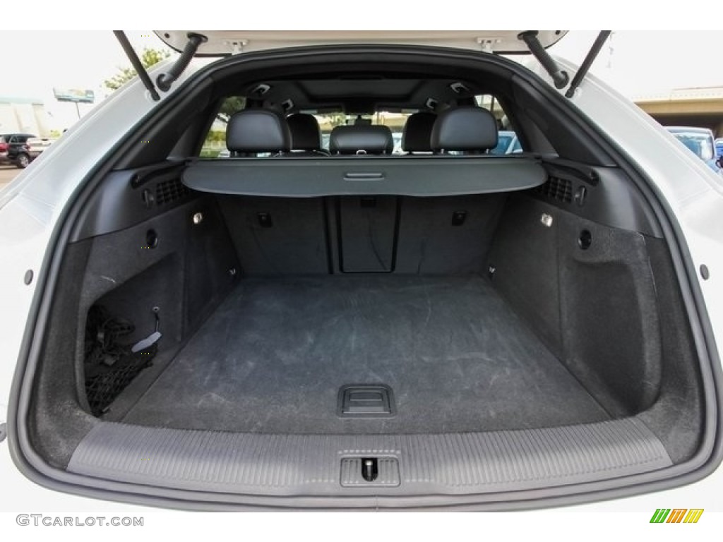2018 Audi Q3 2.0 TFSI Premium Trunk Photo #128740460