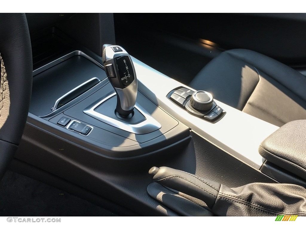 2018 3 Series 320i Sedan - Jet Black / Black photo #7