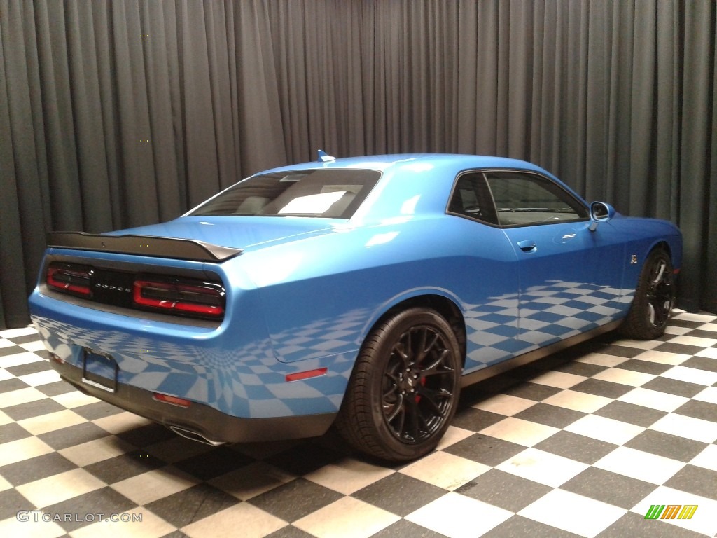 2018 Challenger R/T Scat Pack - B5 Blue Pearl / Black photo #6