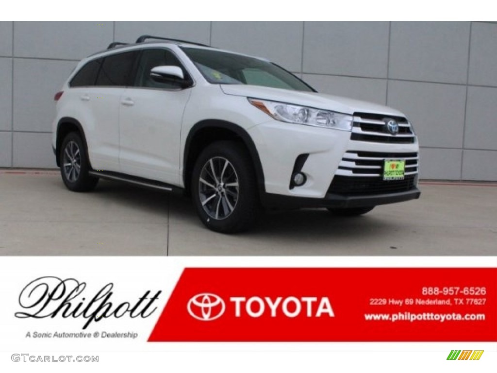 2018 Highlander XLE - Blizzard White Pearl / Ash photo #1