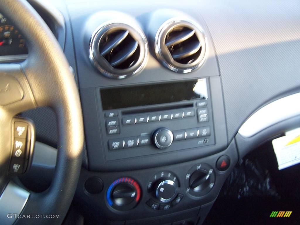 2009 Aveo LT Sedan - Blue Moon / Charcoal photo #15