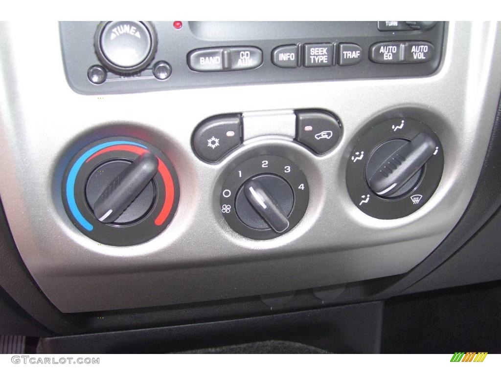 2009 Chevrolet Colorado LT Extended Cab 4x4 Controls Photo #12875608