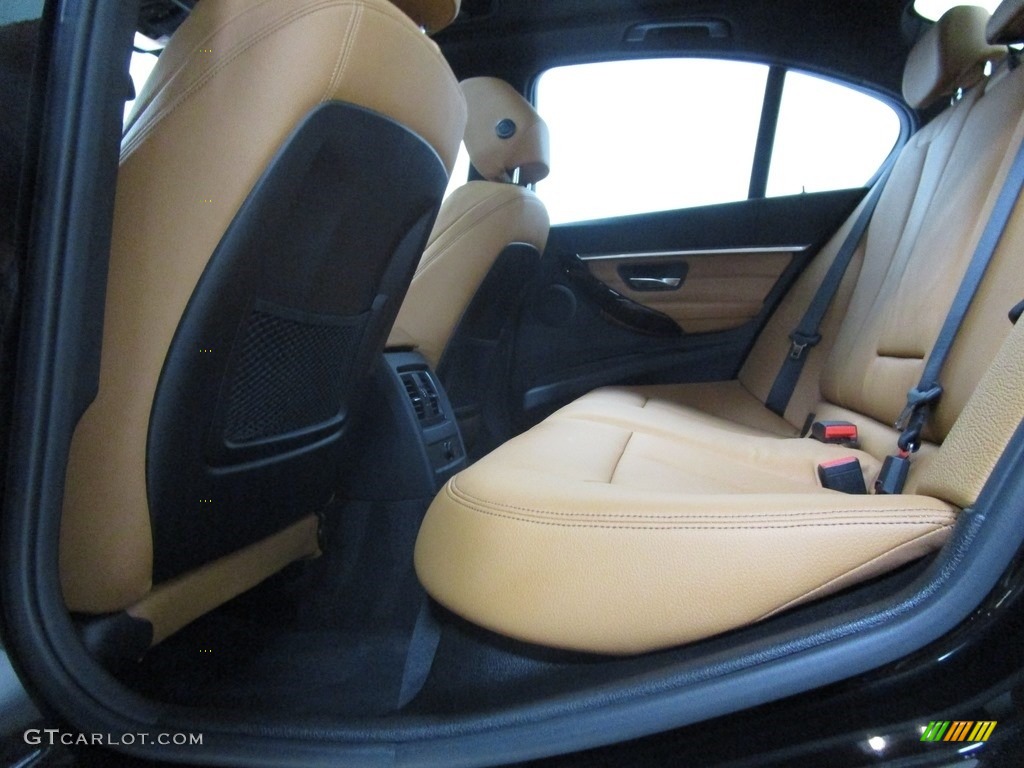 2018 3 Series 330i xDrive Sedan - Jet Black / Cognac photo #15
