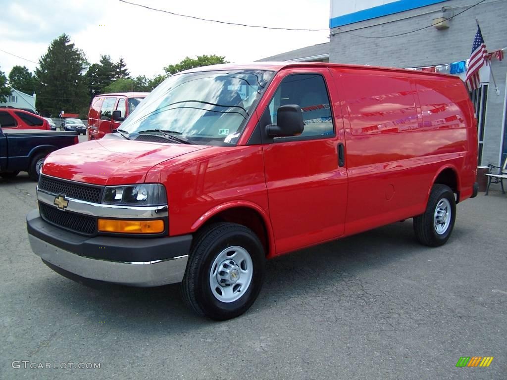 2009 Express 2500 Cargo Van - Victory Red / Medium Pewter photo #3