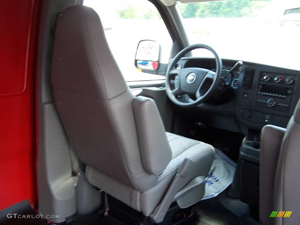 2009 Express 2500 Cargo Van - Victory Red / Medium Pewter photo #11