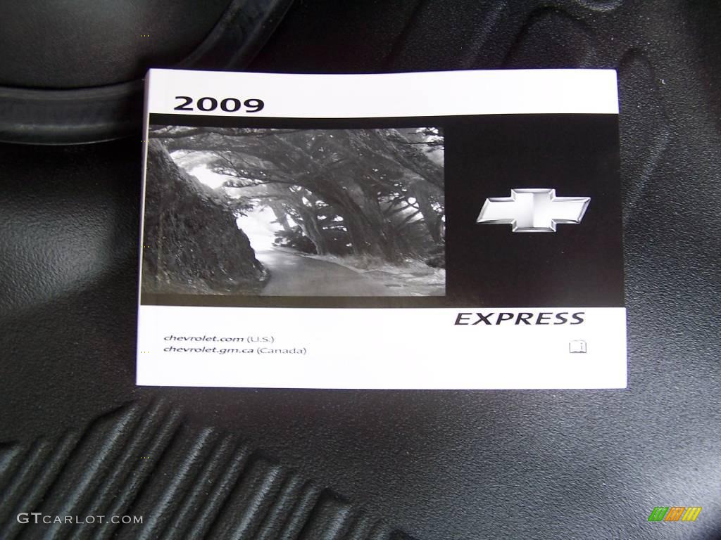 2009 Express 2500 Cargo Van - Victory Red / Medium Pewter photo #21