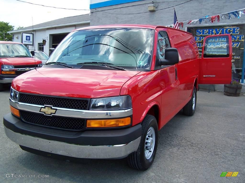 2009 Express 2500 Cargo Van - Victory Red / Medium Pewter photo #30