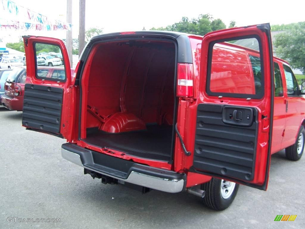 2009 Express 2500 Cargo Van - Victory Red / Medium Pewter photo #37