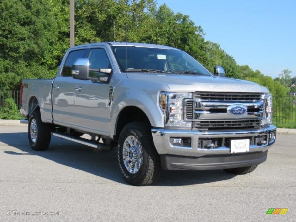 2018 F250 Super Duty XLT Crew Cab 4x4 - Ingot Silver / Earth Gray photo #1