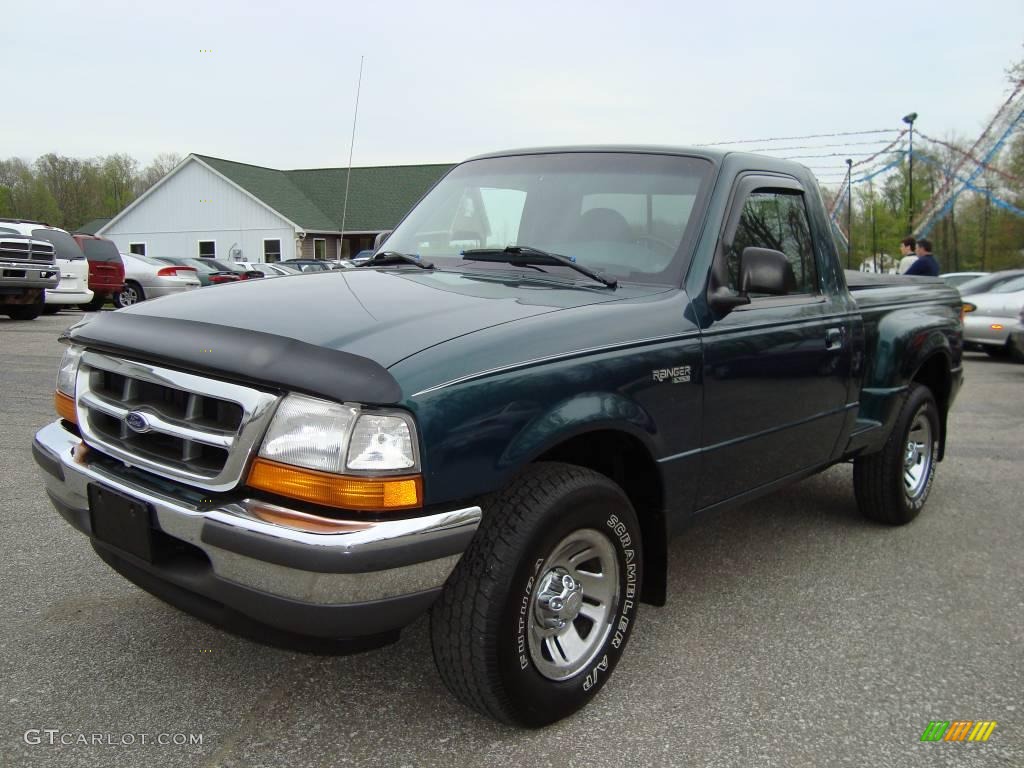 1998 Ranger XLT Regular Cab - Deep Emerald Green Metallic / Medium Graphite photo #6