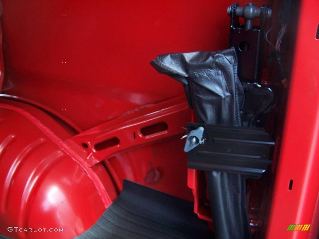 2009 Express 2500 Cargo Van - Victory Red / Medium Pewter photo #41