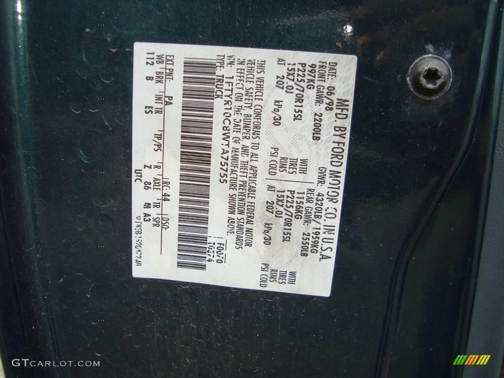 1998 Ranger XLT Regular Cab - Deep Emerald Green Metallic / Medium Graphite photo #13
