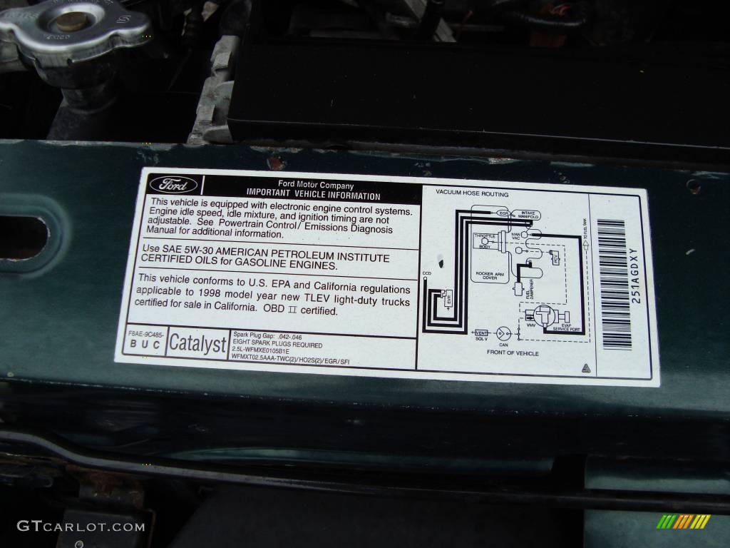 1998 Ranger XLT Regular Cab - Deep Emerald Green Metallic / Medium Graphite photo #16