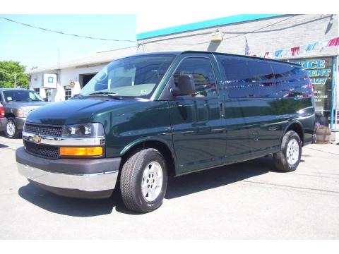 2009 Chevrolet Express LT 1500 AWD Passenger Van Data, Info and Specs