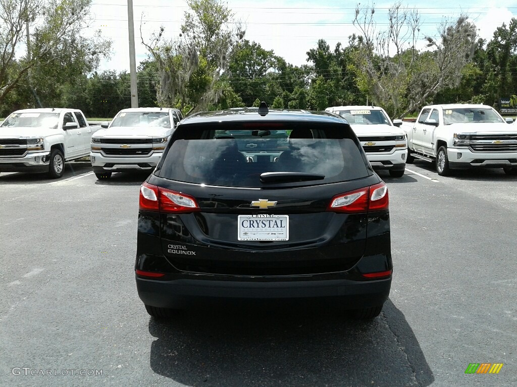 2019 Equinox LS - Mosaic Black Metallic / Medium Ash Gray photo #4