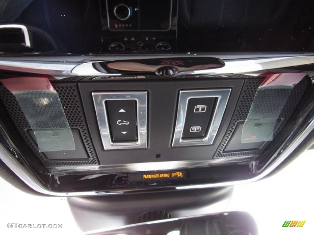 2018 Range Rover Velar S - Fuji White / Ebony photo #33