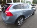 Mussel Blue Metallic - V60 Cross Country T5 AWD Photo No. 3