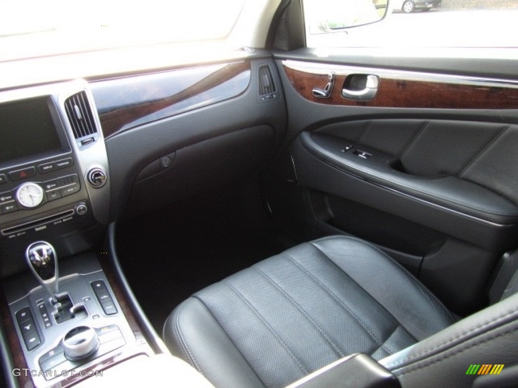 2013 Equus Ultimate - Platinum Metallic / Jet Black photo #14