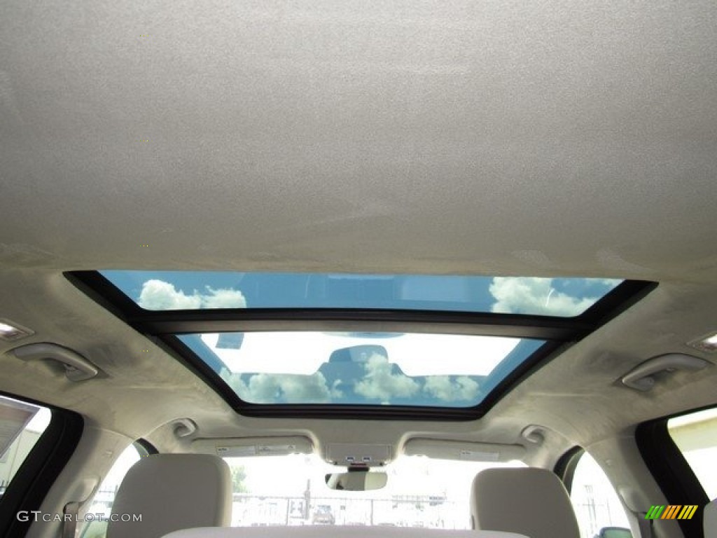 2019 Jaguar F-PACE Prestige AWD Sunroof Photos