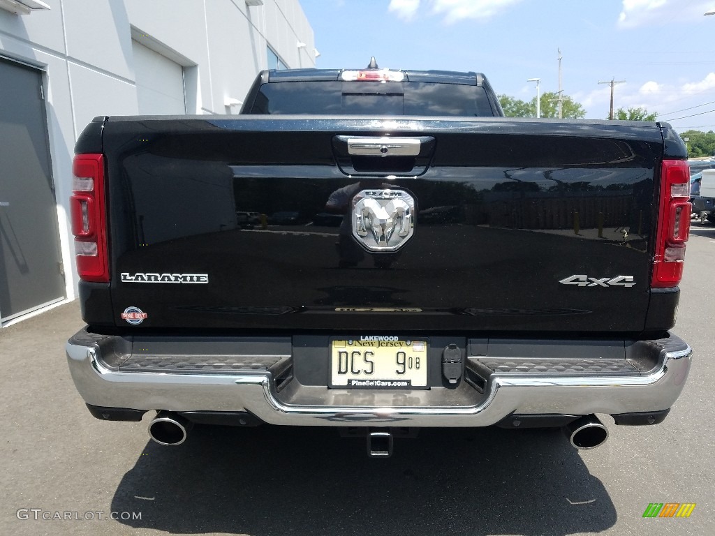 2019 1500 Laramie Crew Cab 4x4 - Diamond Black Crystal Pearl / Black photo #5
