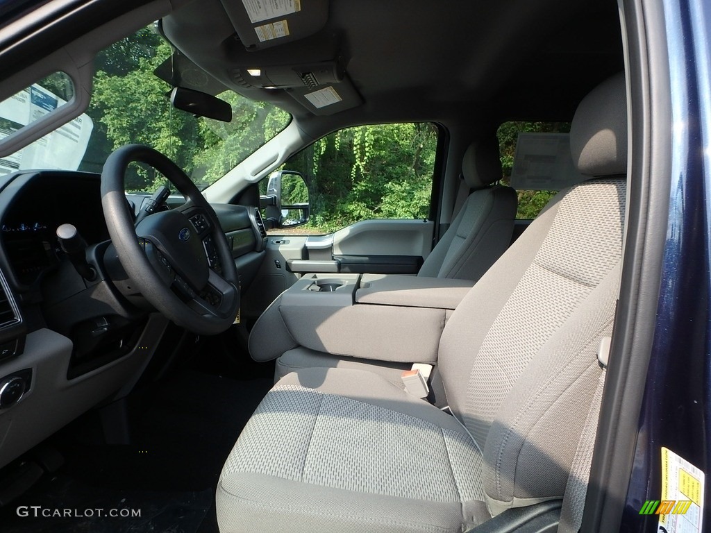 Earth Gray Interior 2019 Ford F250 Super Duty XLT Crew Cab 4x4 Photo #128779584