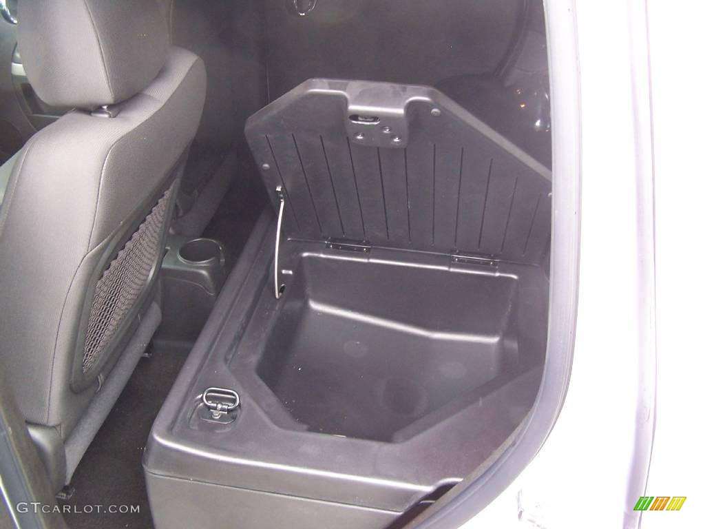 2009 HHR LS Panel - Summit White / Ebony photo #23