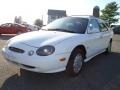1999 Vibrant White Ford Taurus SE Wagon  photo #2