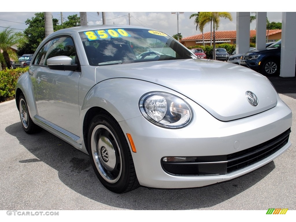 2012 Beetle 2.5L - Reflex Silver Metallic / Titan Black photo #2