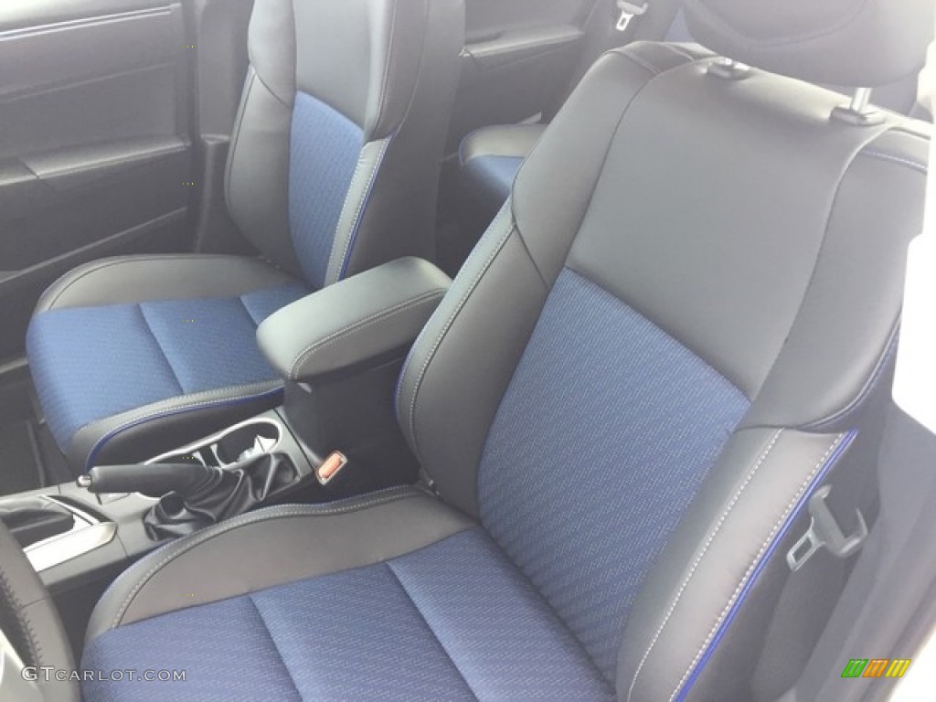 2019 Toyota Corolla SE Front Seat Photo #128786599