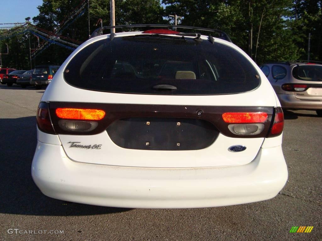 1999 Taurus SE Wagon - Vibrant White / Medium Prairie Tan photo #7
