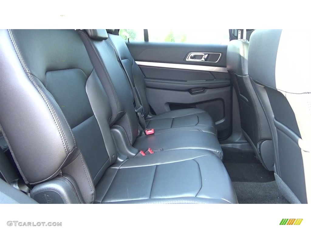 2018 Explorer XLT 4WD - Burgundy Velvet / Ebony Black photo #24