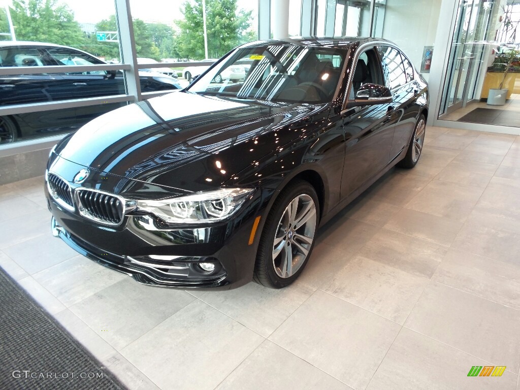 2018 3 Series 330i xDrive Sedan - Jet Black / Black photo #3