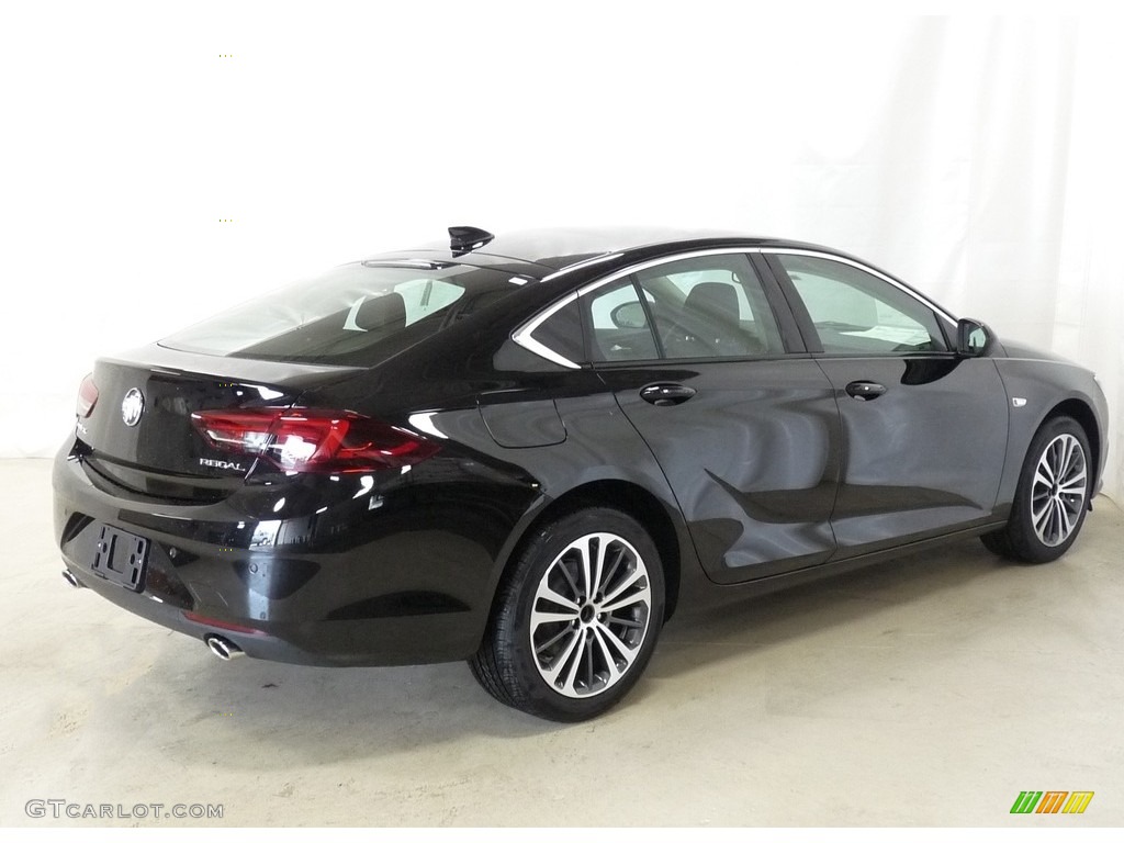 2018 Regal Sportback Preferred - Ebony Twilight Metallic / Ebony photo #2