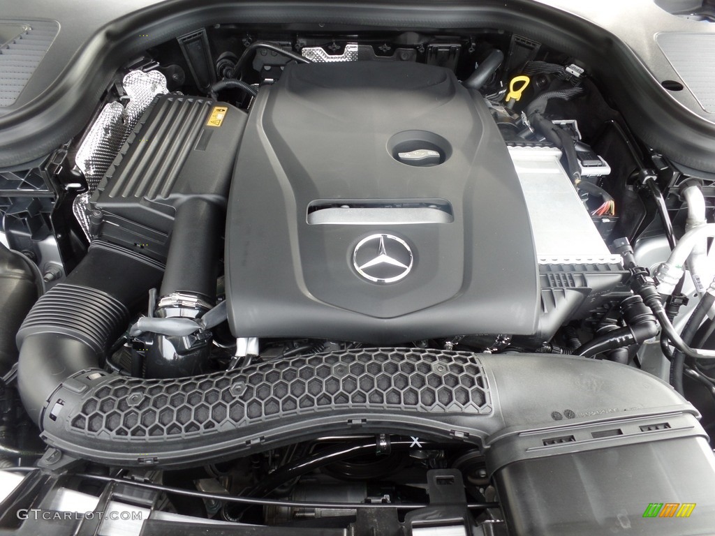 2018 GLC 300 4Matic - Iridium Silver Metallic / Black photo #6