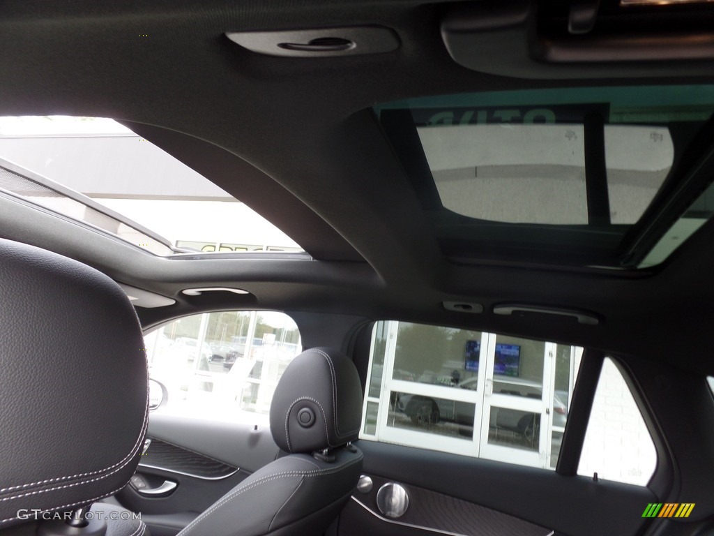 2018 GLC 300 4Matic - Iridium Silver Metallic / Black photo #11