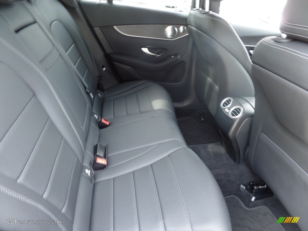 2018 GLC 300 4Matic - Iridium Silver Metallic / Black photo #14
