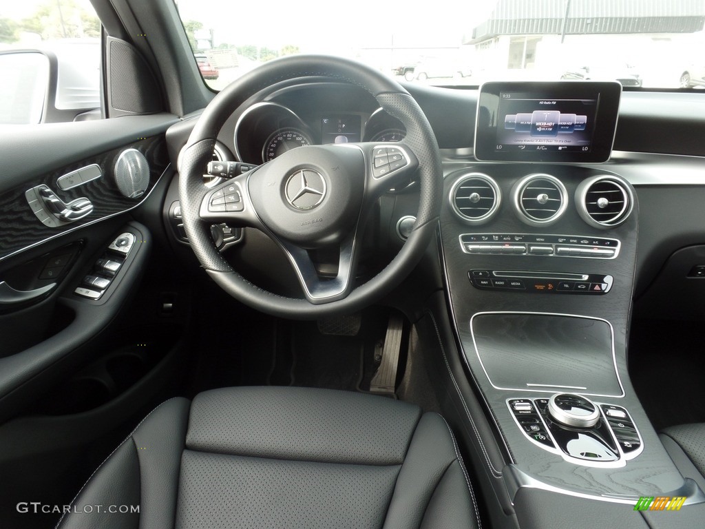 2018 GLC 300 4Matic - Iridium Silver Metallic / Black photo #15