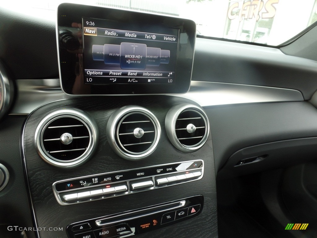 2018 GLC 300 4Matic - Iridium Silver Metallic / Black photo #17