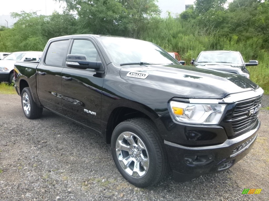 2019 1500 Big Horn Crew Cab 4x4 - Diamond Black Crystal Pearl / Black photo #7
