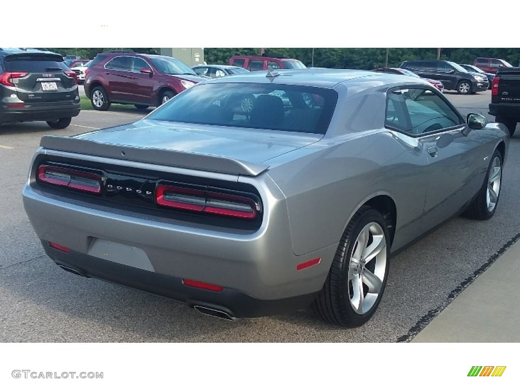 2018 Challenger R/T - Billet / Black photo #2