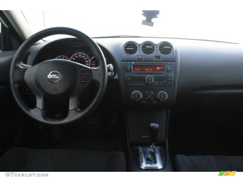 2012 Altima 2.5 S - Winter Frost White / Charcoal photo #26