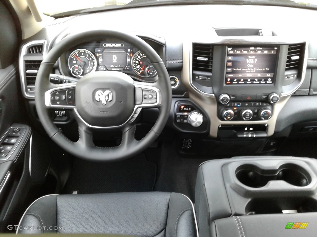 2019 1500 Laramie Crew Cab 4x4 - Granite Crystal Metallic / Black photo #34