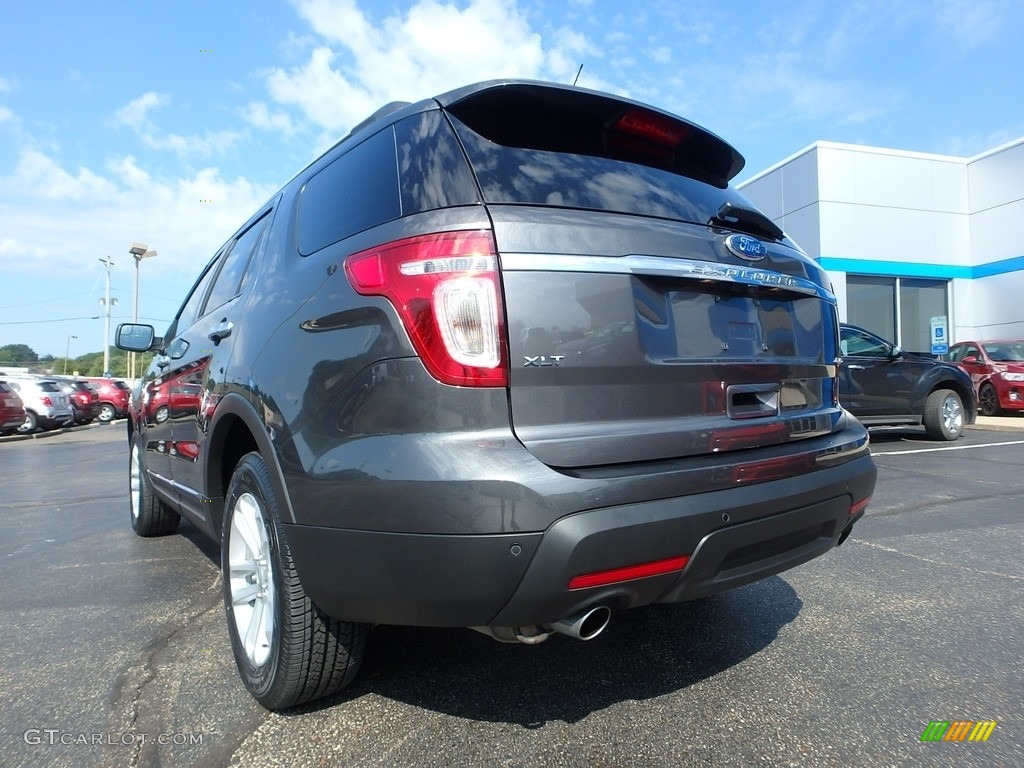 2015 Explorer XLT 4WD - Magnetic / Charcoal Black photo #5