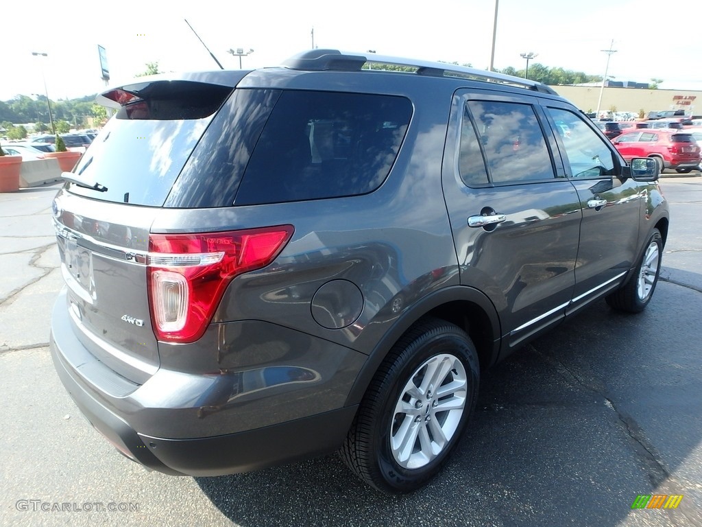2015 Explorer XLT 4WD - Magnetic / Charcoal Black photo #9