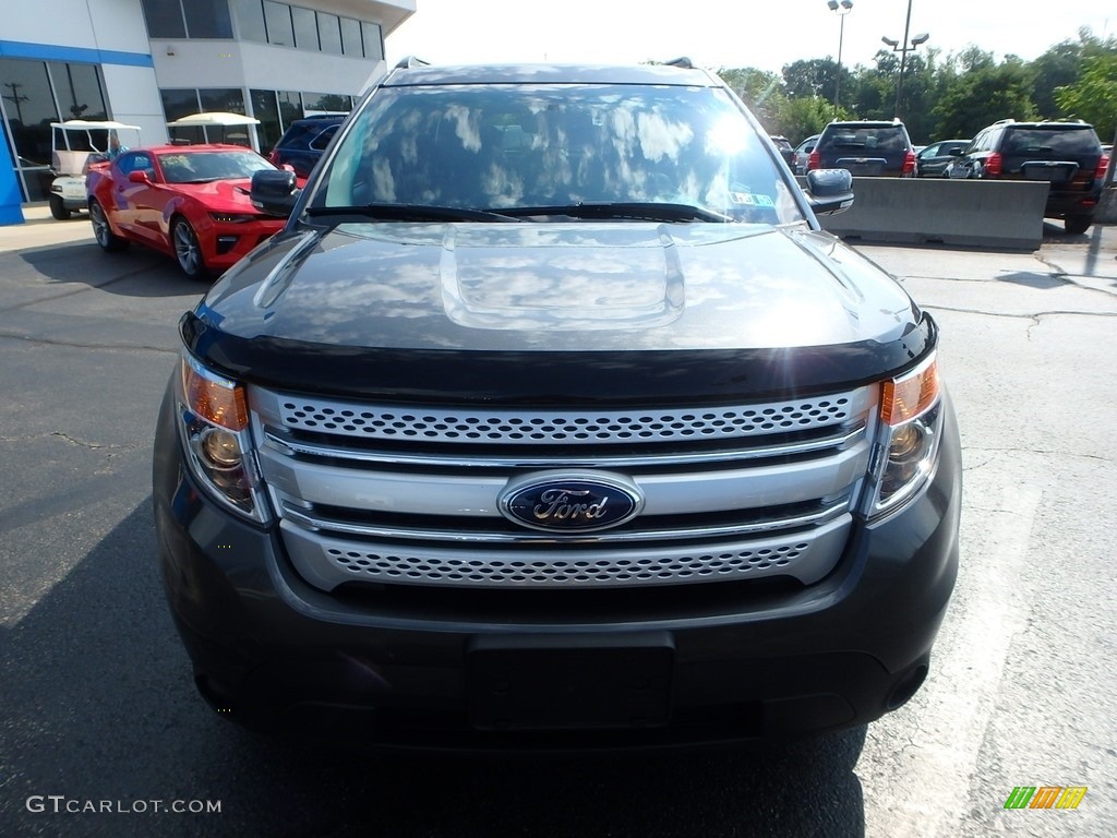 2015 Explorer XLT 4WD - Magnetic / Charcoal Black photo #13