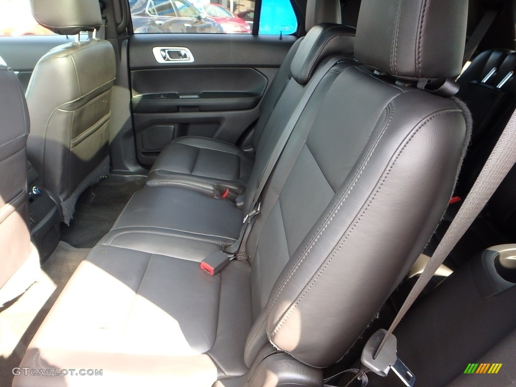 2015 Explorer XLT 4WD - Magnetic / Charcoal Black photo #23